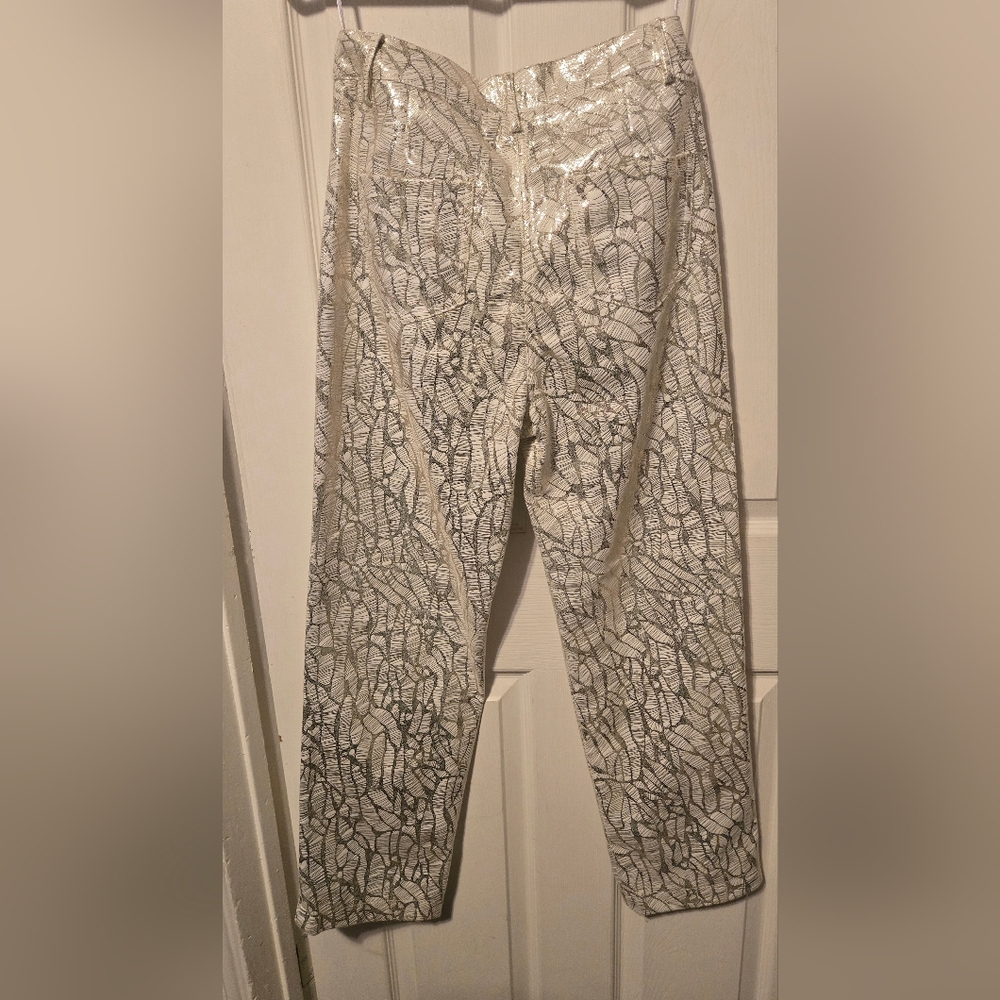 NWT Amylynn Lupe Printed Metallic Pants Sise Small Color Silver/Gold - Picture 4 of 15